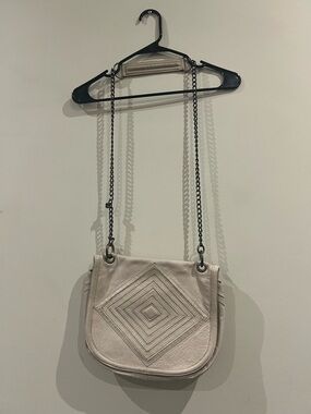 House of Harlow 1960 cream cross body bag